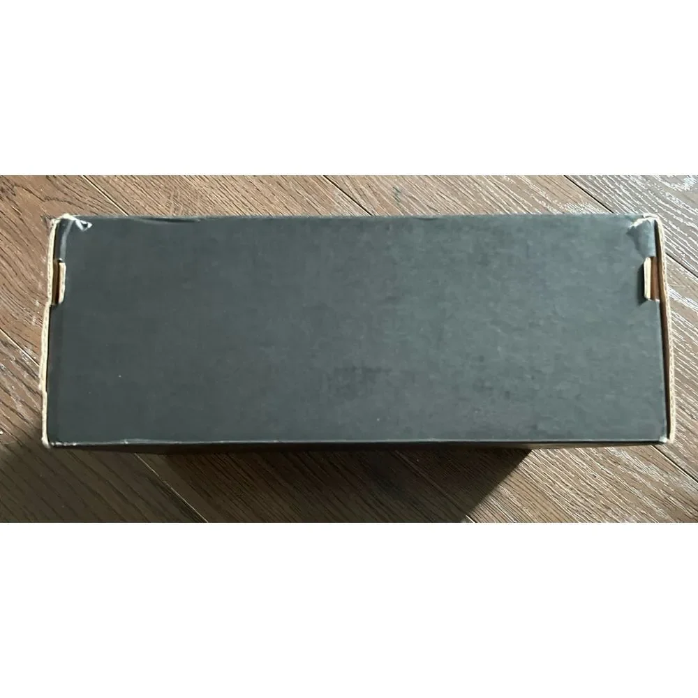 Air Jordan empty‎ shoe box